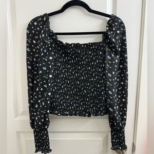 Puff sleeve top